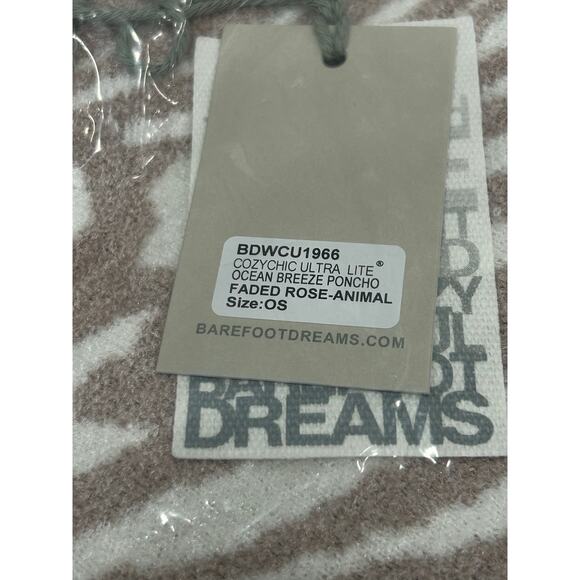 Barefoot Dreams Cozy Chic Ultra Lite Faded Rose Animal Print Poncho One Size - Picture 4 of 4